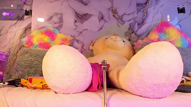 PrincePoppy online show from 01-10-26, 09:41