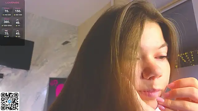 miss bubbles  online show from 11-17-25, 12:38