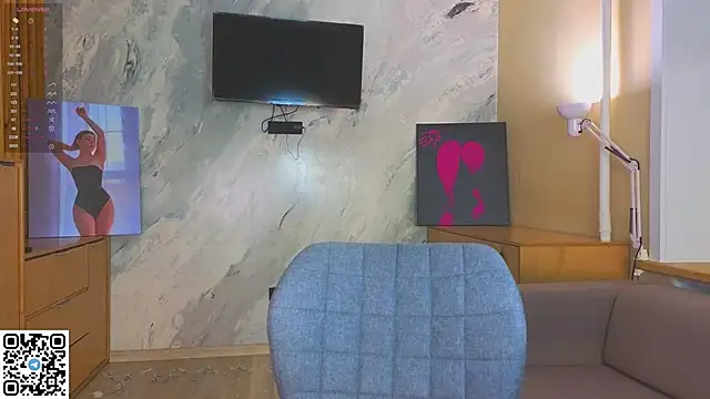 miss bubbles  online show from 12-14-25, 12:49