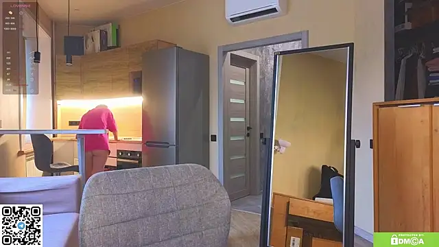 miss bubbles  online show from 04-01-26, 01:17