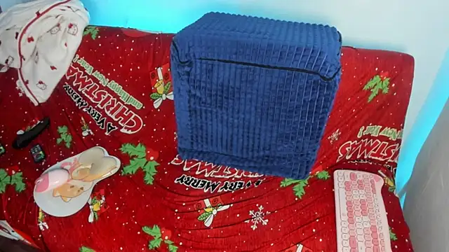 snow doll online show from 12-18-25, 11:11