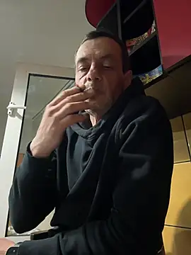 adiluci1 online show from 03-28-26, 05:45