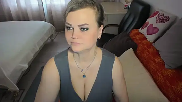 Snapshot of MildMature chatting on 06-21-26, 01:41 MildMature online show from 06-21-26, 01:41