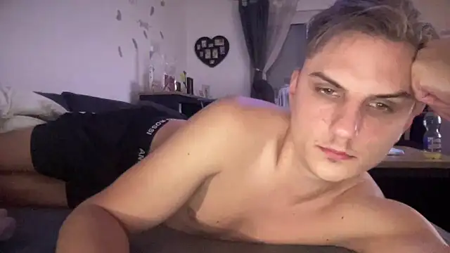 Sweetbooy90 online show from 10-14-25, 09:59