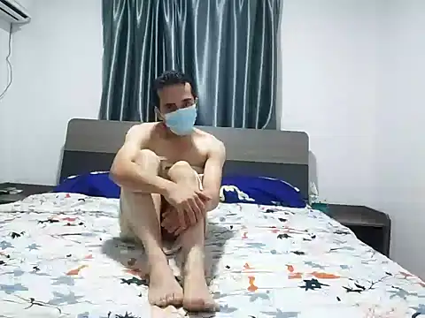 Snapshot of SSerene chatting on 12-17-25, 07:09 SSerene online show from 12-17-25, 07:09