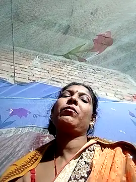 Savita992 online show from 11-17-25, 04:35