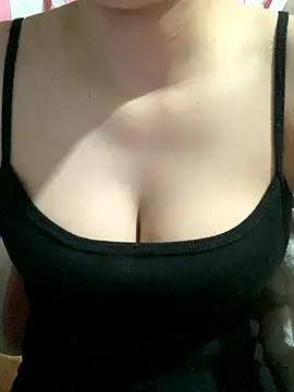 Linhtruong  online show from 09-28-25, 12:10