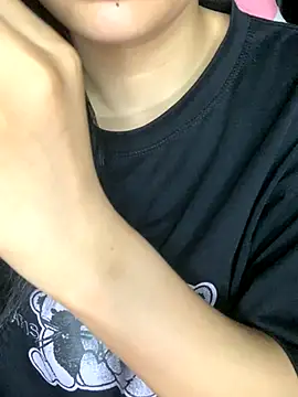 Linhtruong  online show from 09-29-25, 04:28