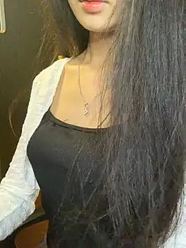 Nhinhi18 online show from 04-11-26, 02:43