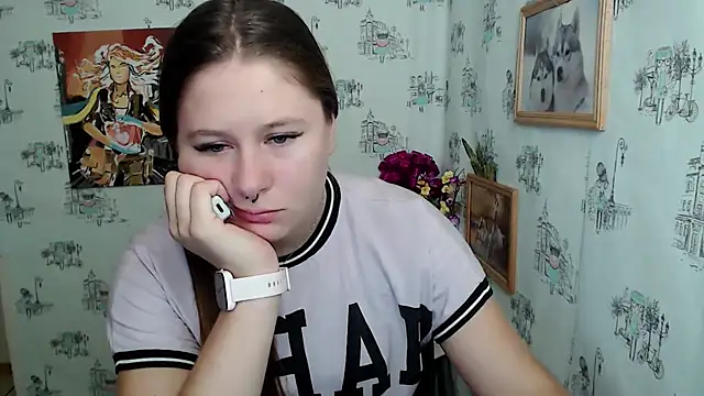 Snapshot of Linda_S_ chatting on 09-09-25, 10:26 Linda S online show from 09-09-25, 10:26