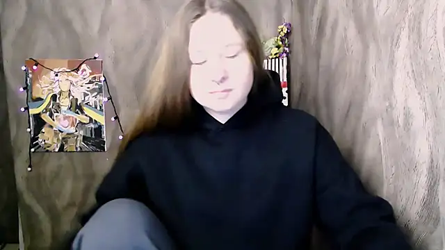 Snapshot of Linda_S_ chatting on 10-02-25, 09:38 Linda S online show from 10-02-25, 09:38