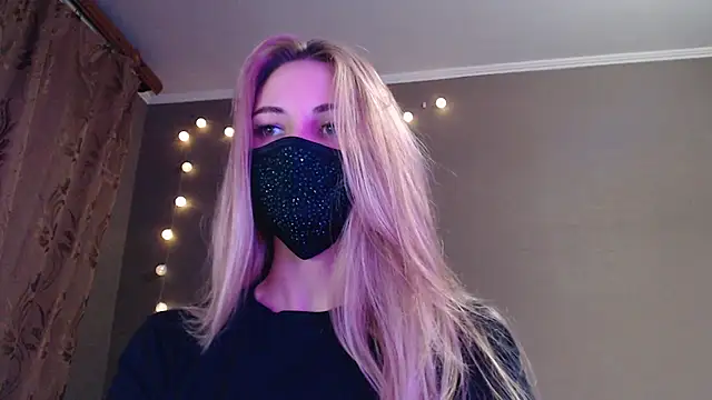 Iris lave online show from 10-26-25, 04:35