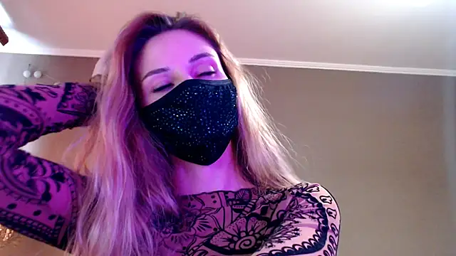 Iris lave online show from 04-13-26, 02:44