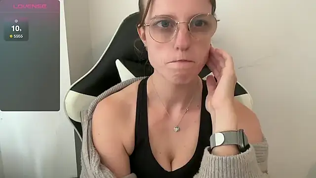 BustyKellyXXX online show from 10-15-25, 01:22