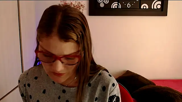 Camila-ventura online show from 01-06-26, 07:50