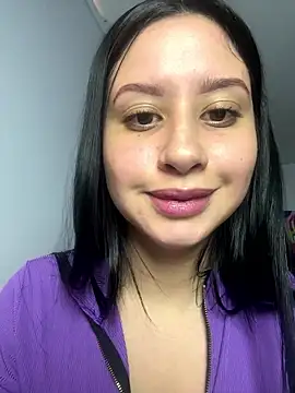 Snapshot of lucy_grey25 chatting on 01-16-26, 06:12 lucy grey25 online show from 01-16-26, 06:12