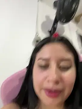 Snapshot of lucy_grey25 chatting on 02-24-26, 03:04 lucy grey25 online show from 02-24-26, 03:04