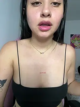 Snapshot of lucy_grey25 chatting on 03-02-26, 06:59 lucy grey25 online show from 03-02-26, 06:59