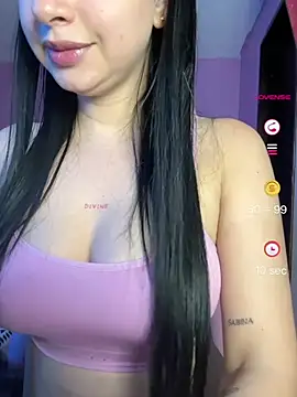 lucy grey25 online show from 07-11-26, 03:48