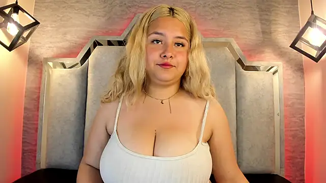 Zafiro claire online show from 03-21-26, 06:33