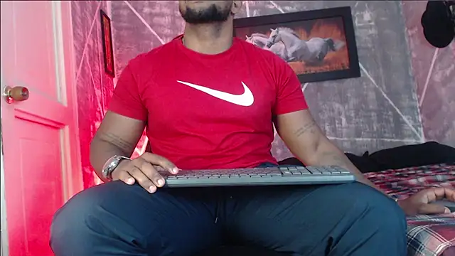 Snapshot of big_blackmen19 chatting on 09-20-25, 01:12 big blackmen19 online show from 09-20-25, 01:12