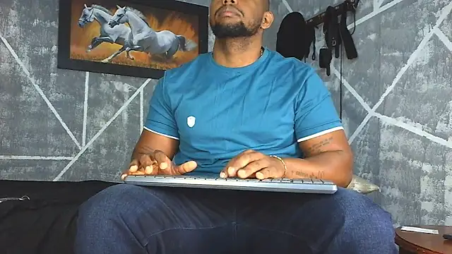Snapshot of big_blackmen19 chatting on 04-28-26, 01:27 big blackmen19 online show from 04-28-26, 01:27