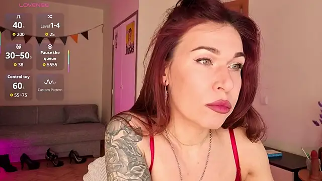 ReginaFoXXXy online show from 04-13-26, 11:05