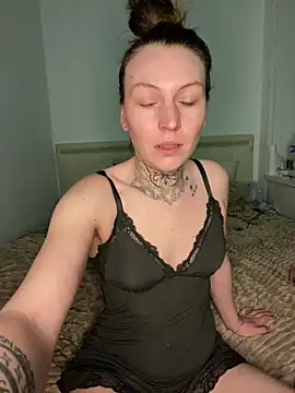 monsieuretmada1 online show from 04-04-26, 04:44