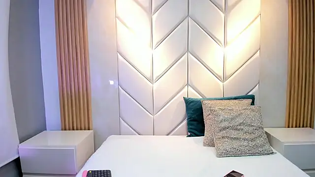 BarbieMonet online show from 10-26-25, 12:00