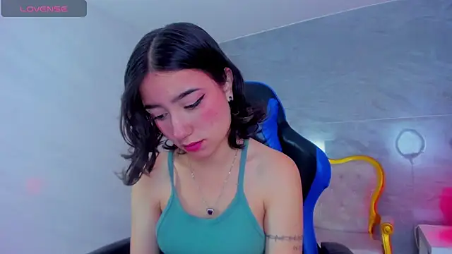 Snapshot of venuss09_s chatting on 11-07-25, 01:33 venuss09 s online show from 11-07-25, 01:33