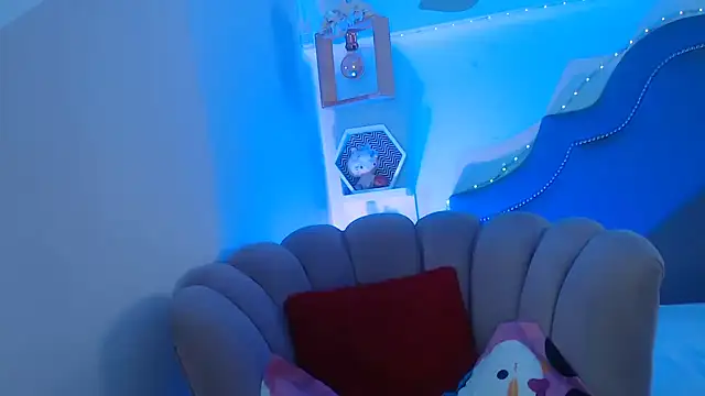 pocahontamoon online show from 02-27-26, 03:23