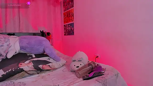 Snapshot of FluffyMelons chatting on 02-02-26, 11:03 FluffyMelons online show from 02-02-26, 11:03