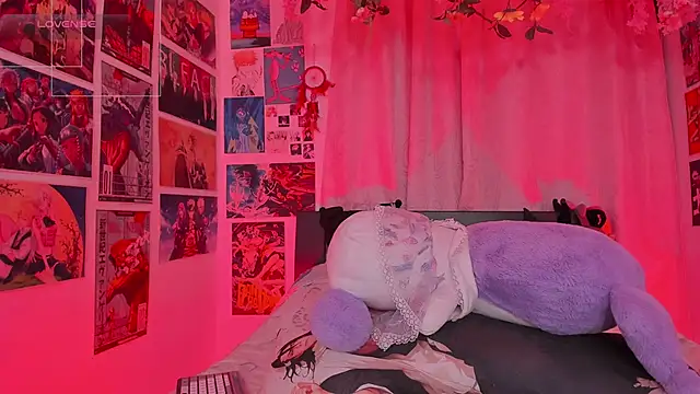 Snapshot of FluffyMelons chatting on 02-07-26, 11:08 FluffyMelons online show from 02-07-26, 11:08