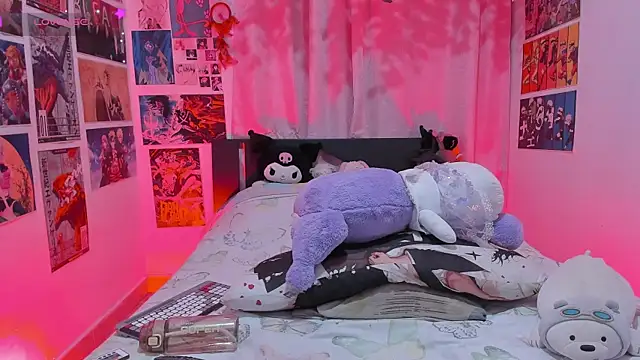 Snapshot of FluffyMelons chatting on 02-24-26, 11:03 FluffyMelons online show from 02-24-26, 11:03