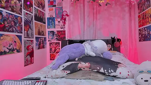 Snapshot of FluffyMelons chatting on 03-17-26, 11:08 FluffyMelons online show from 03-17-26, 11:08