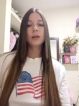 Arianna Moss online show from 04-17-26, 01:30