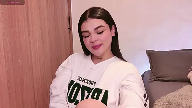 DulceDuarte online show from 11-07-25, 04:45