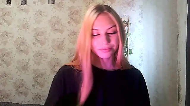 ClaireLaSweet online show from 10-14-25, 03:07