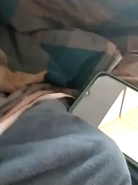 Snapshot of Ajayy01 chatting on 09-24-25, 09:23 Ajayy01 online show from 09-24-25, 09:23