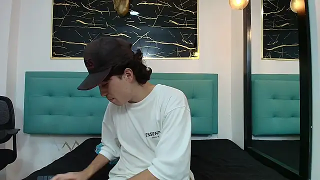 dia fax18 online show from 10-24-25, 08:27