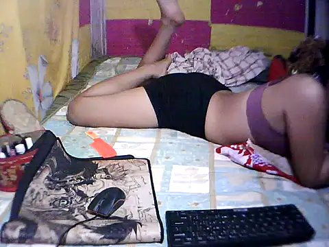 Snapshot of JuicyPussy4u chatting on 09-11-25, 08:36 JuicyPussy4u online show from 09-11-25, 08:36