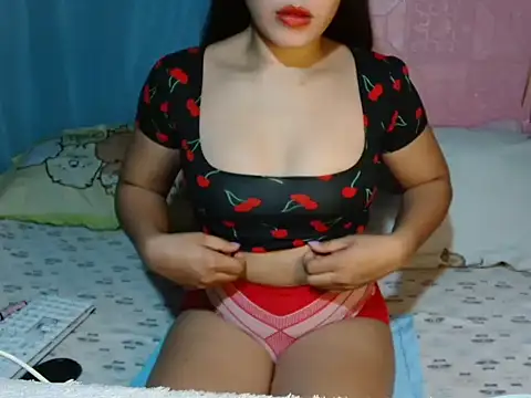 Snapshot of JuicyPussy4u chatting on 11-06-25, 10:27 JuicyPussy4u online show from 11-06-25, 10:27