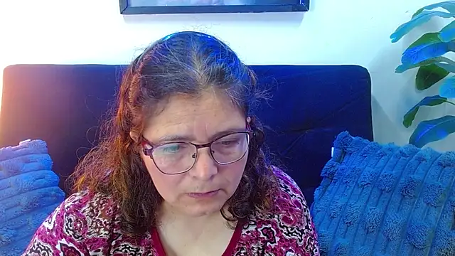 Snapshot of Linda_banks_ chatting on 10-26-25, 01:55 Linda banks online show from 10-26-25, 01:55