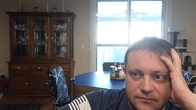 Snapshot of slickquickie2 chatting on 04-20-26, 04:32 slickquickie2 online show from 04-20-26, 04:32