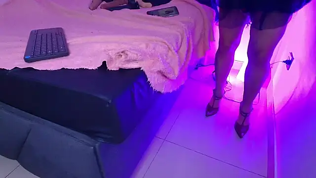 bonny wild online show from 09-23-25, 08:56