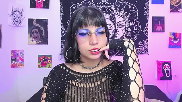 Rose 72 online show from 04-16-26, 09:39