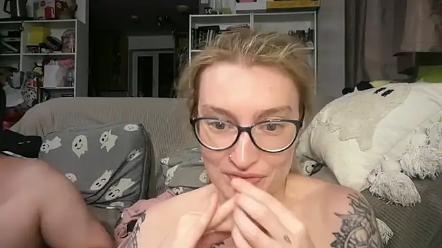 harleyblair online show from 06-19-26, 01:43