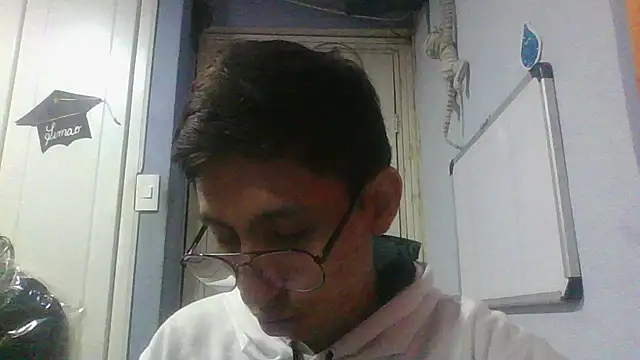 Snapshot of Ethancito202 chatting on 10-17-25, 01:20 Ethancito202 online show from 10-17-25, 01:20