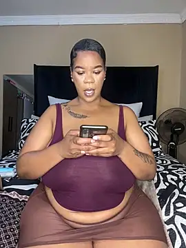 THICKBUNNYCHICKxxx online show from 10-04-25, 08:29