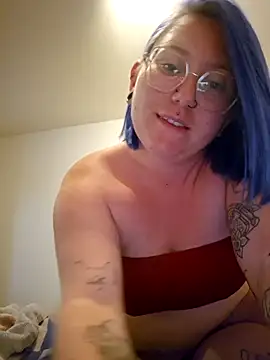 Snapshot of lablonde2025 chatting on 05-08-26, 06:13 lablonde2025 online show from 05-08-26, 06:13